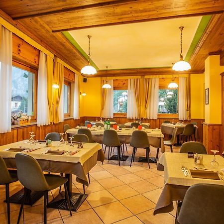 Hotel Bijou Valtournenche Eksteriør bilde