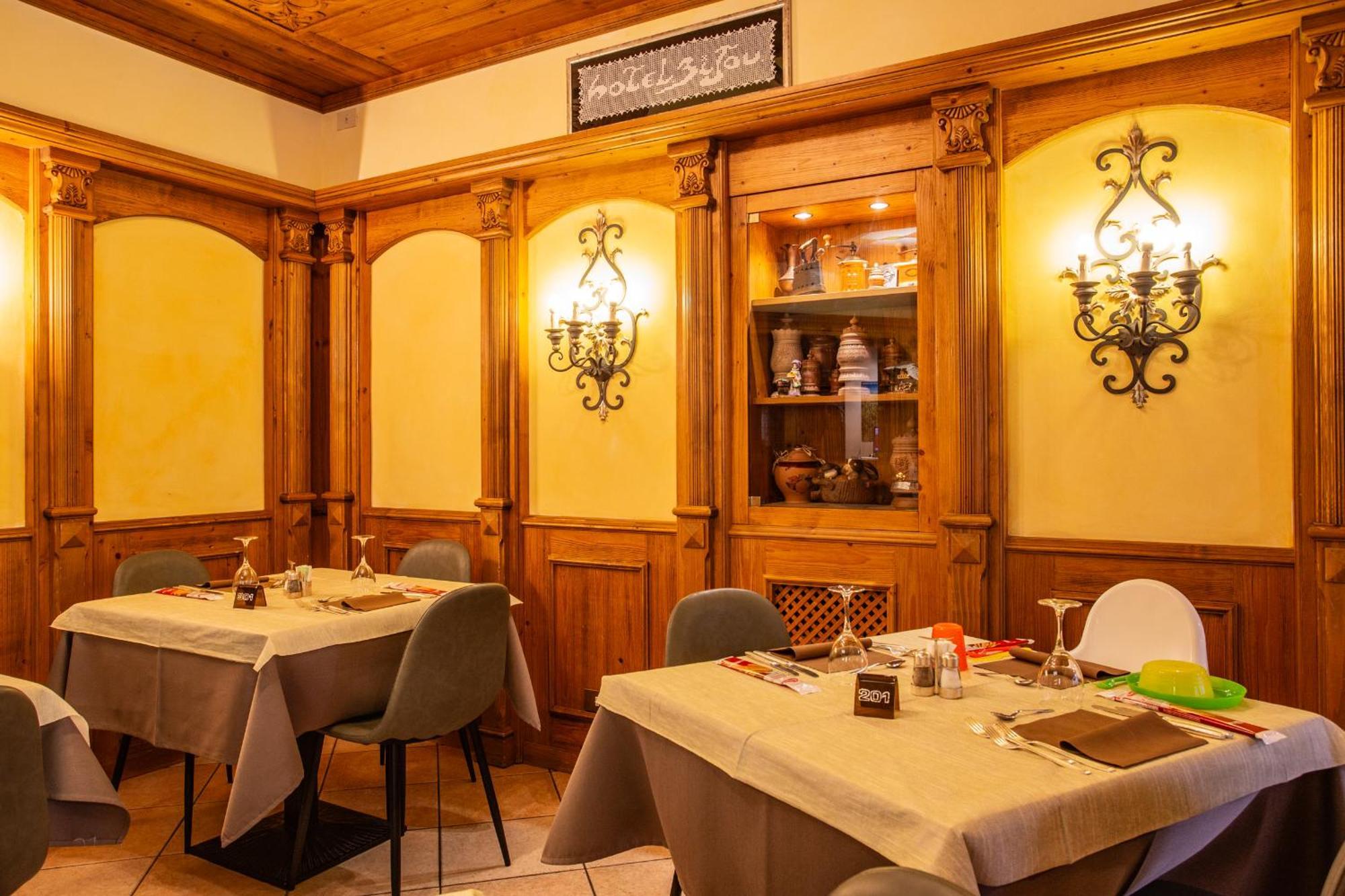 Hotel Bijou Valtournenche Eksteriør bilde